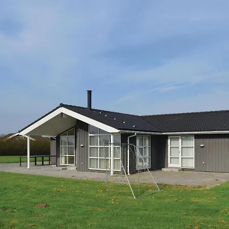 Tatil Evi Four-bedroom Holiday In Hadsund Haslevgårde
