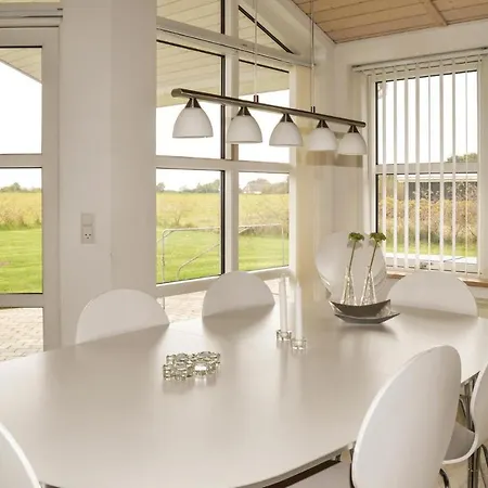 Four-bedroom Holiday In Hadsund * Haslevgårde